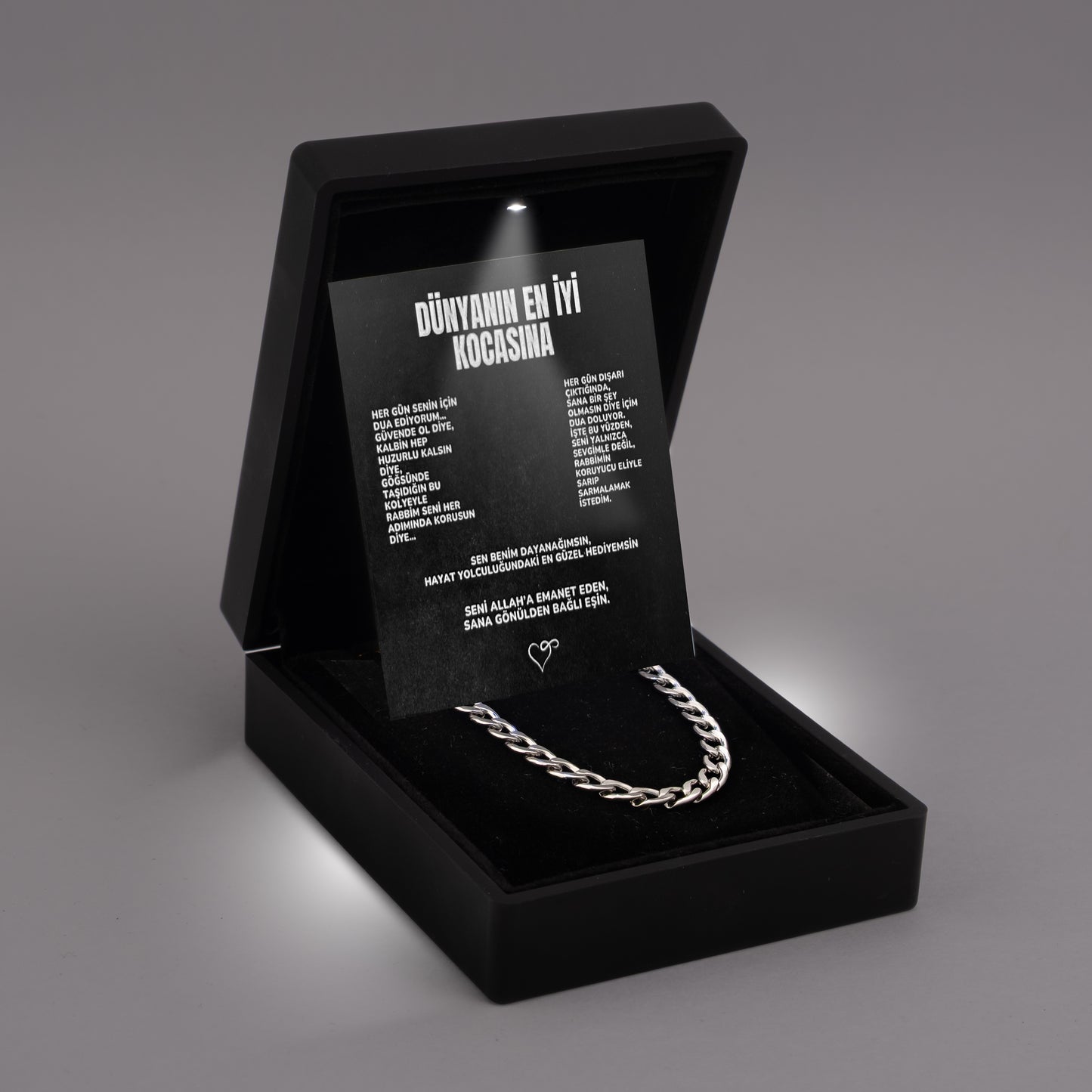 ''Dünyanın En İyi Kocasına'' Erkek Forge Kolye Anlamlı Not ve Kutulu
