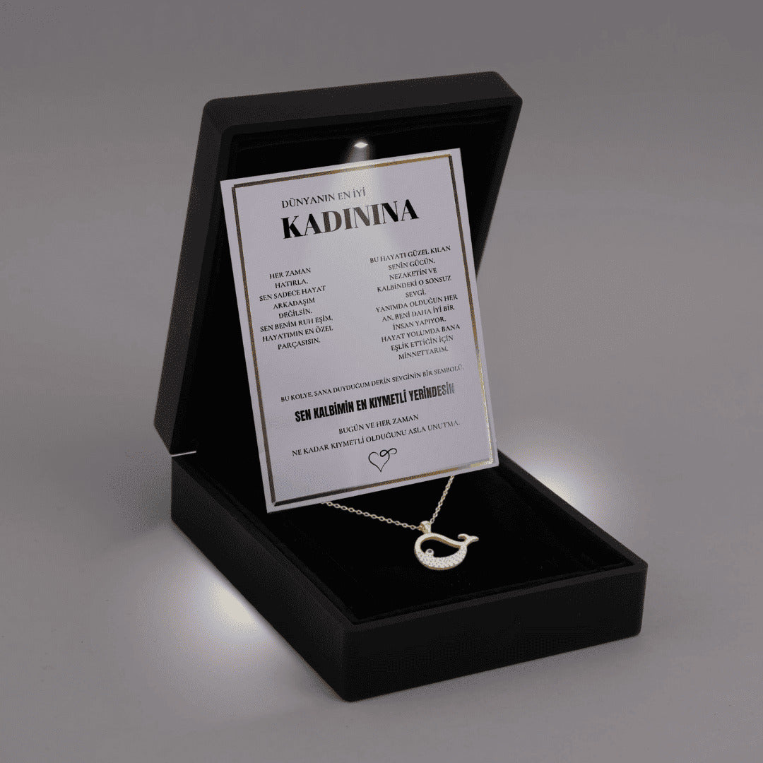 "Kadınına" Kristal Taşlı Balina Kolye Anlamlı Not ve Kutulu