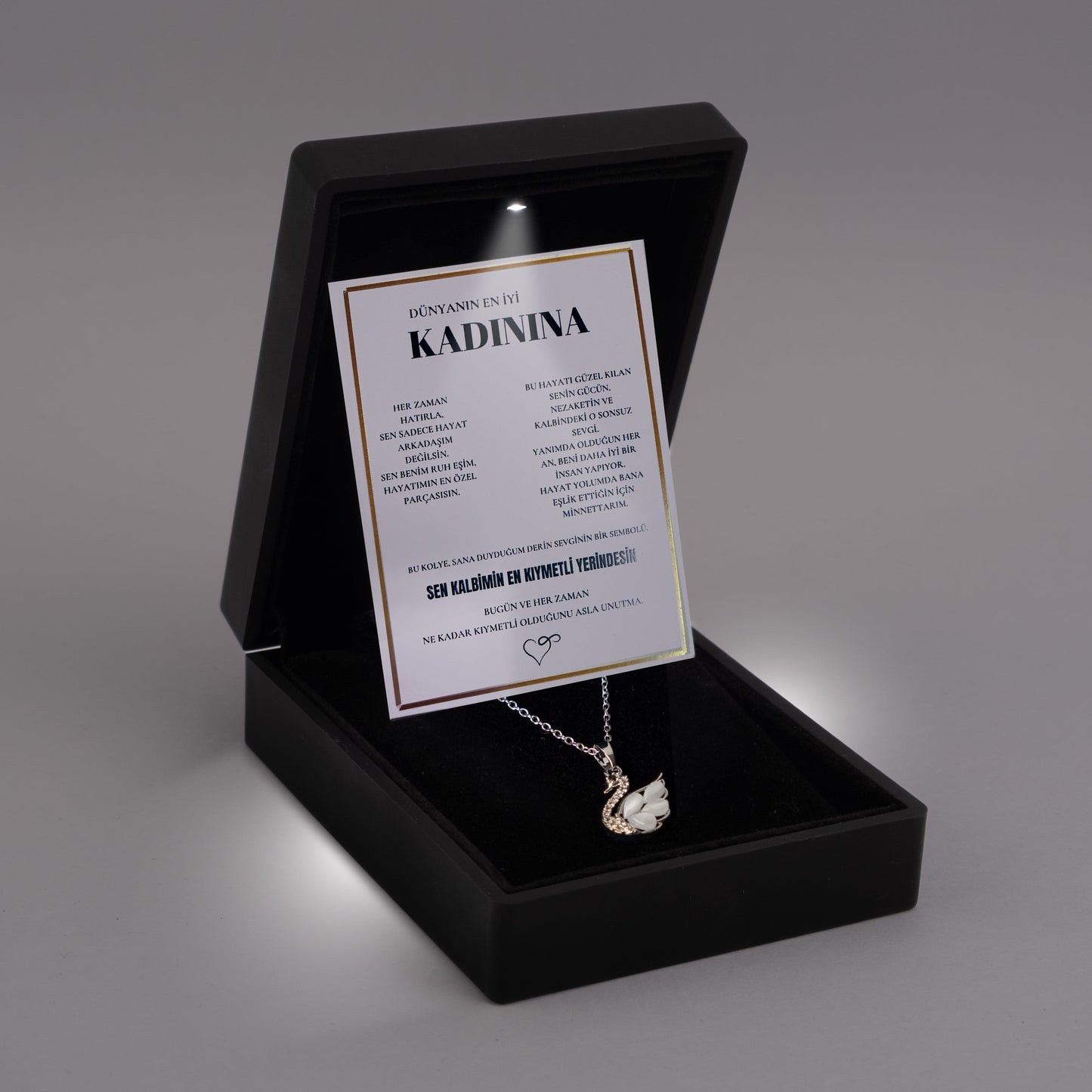 “Kadınıma” Kuğu Figürlü Zarif Kolye Anlamlı Notlu ve Kutulu