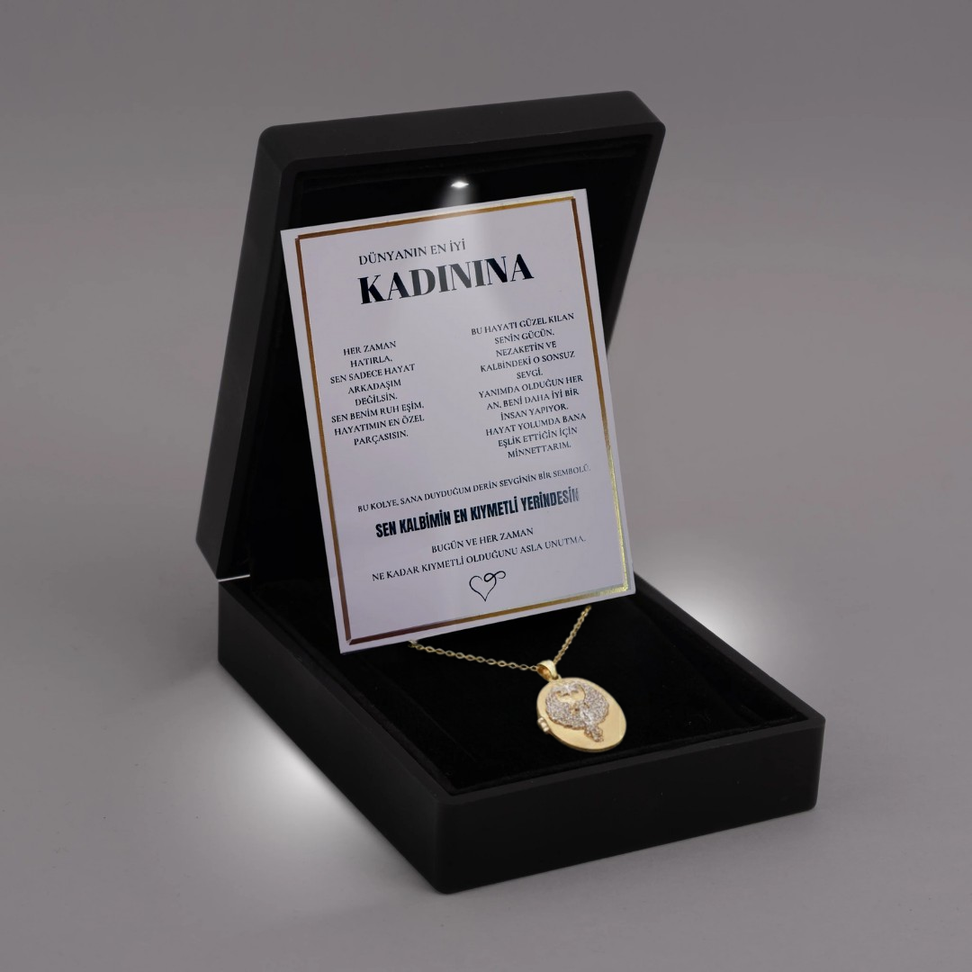 "Kadınına" Fotoğraflı El İşleme Taşlı Kolye Anlamlı Not ve Kutulu