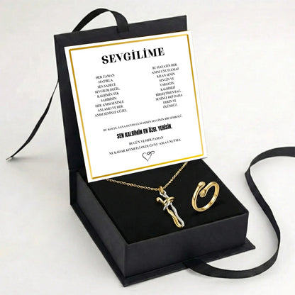 “Sevgilime” Sarılma Kolyesi ve Yüzüğü Not ve Kutulu