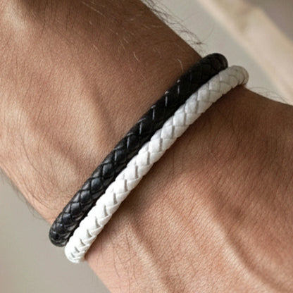 ''Canım Oğluma'' Siyah - Beyaz Takım Bilekliği Hazır Hediye Paketi