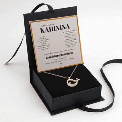 "Kadınına" Kristal Taşlı Balina Kolye Anlamlı Not ve Kutulu