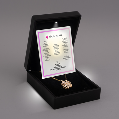 ''Küçük Kızıma'' Yonca Kolye Anlamlı Not ve Kutulu