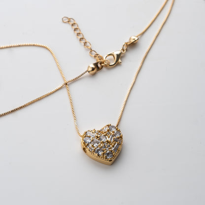 "Kadınına" Elmas İşlemeli Kalp Kolye Notlu ve Kutulu