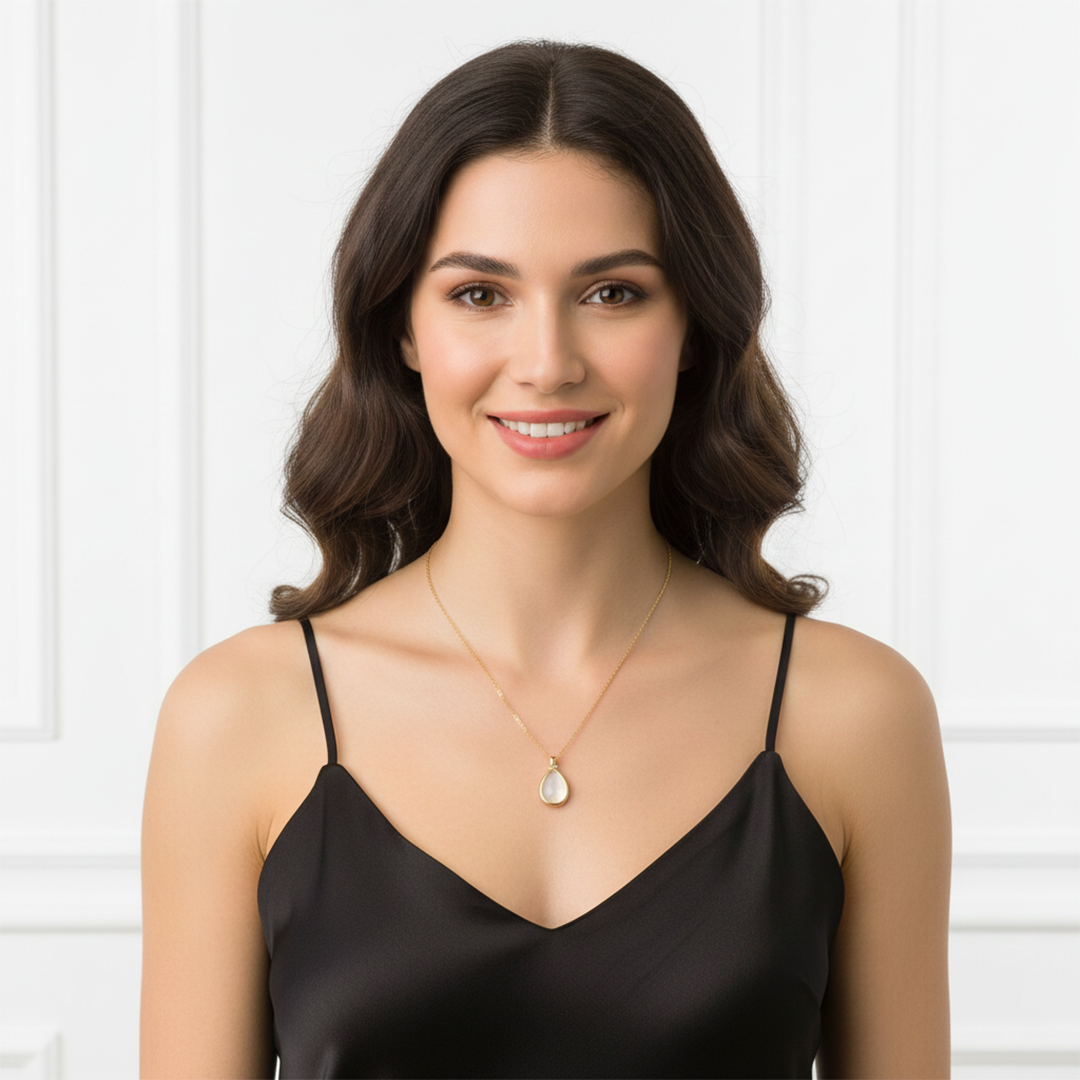 "Kadınına" Doğal Taşlı Damla Kolye Anlamlı Not ve Kutulu