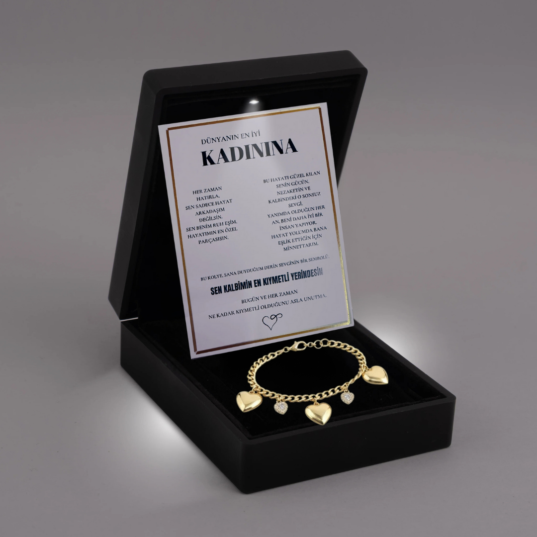 "Kadınına" Balon Kalpli, Charmlı Bileklik Notlu ve Kutulu