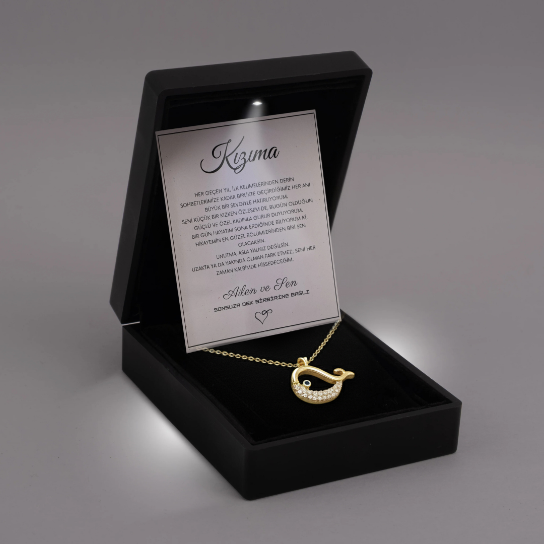 "Kızıma" Kristal Taşlı Balina Kolye Anlamlı Notlu Kutulu